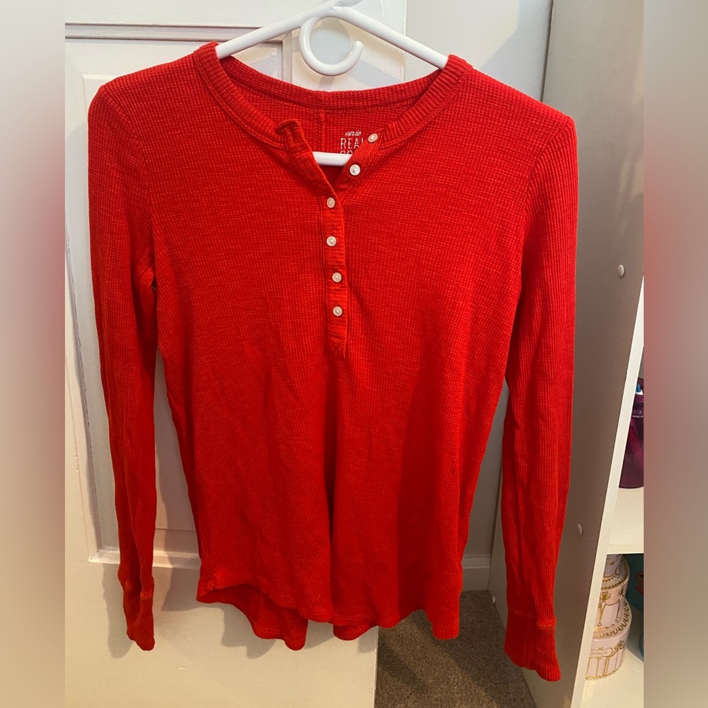 Aerie red small shirt